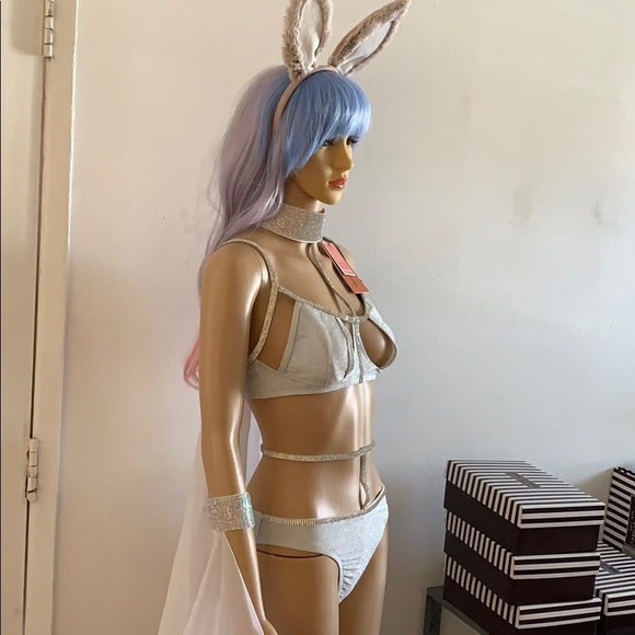 NWT 3 PIECE BATHING SUIT & LUXE SHAWL - Picture 4 of 8